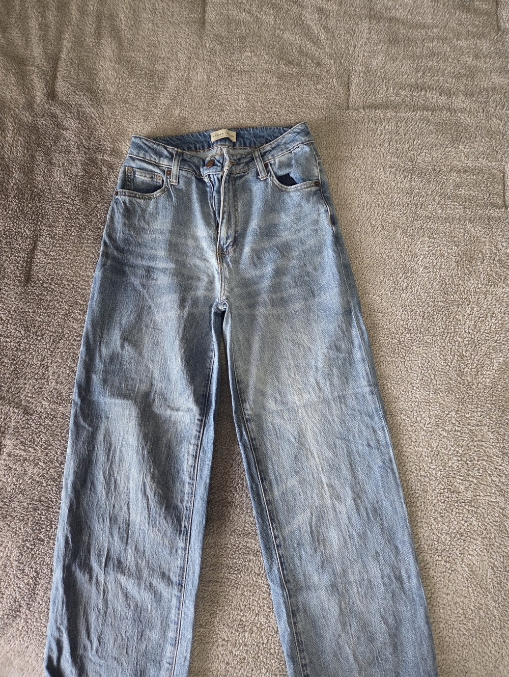 Oliver Logan, Classic Light Blue Women's Wide-Leg Jeans